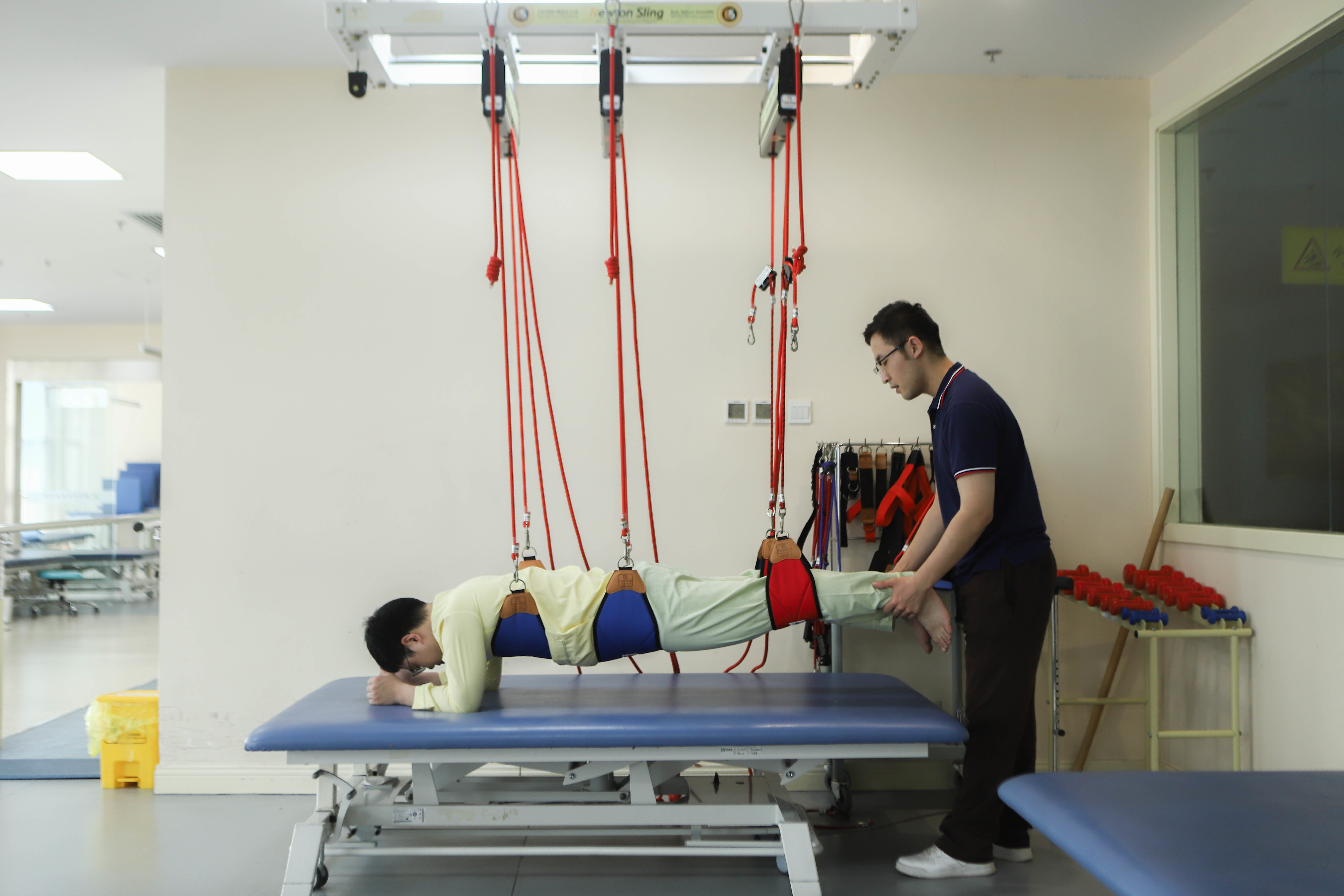 悬吊康复训练器重塑运动功能的智能训练革命